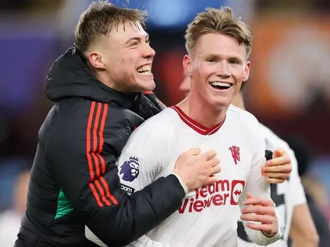 Ben Foster: McTominay có thể ở lại M.U cả đời nếu chấp nhận vai trò mới