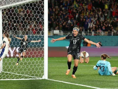 World Cup nữ 2023: Chủ nhà New Zealand ra quân thắng lợi, lập nên lịch sử