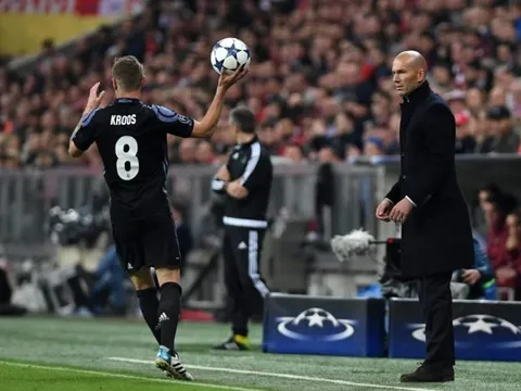 Zidane: "Tôi chưa bao giờ thấy cậu ấy để mất bóng"