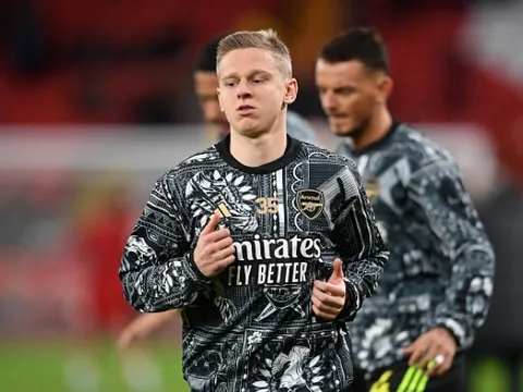 Arsenal nhận hung tin trước ngày trở lại EPL