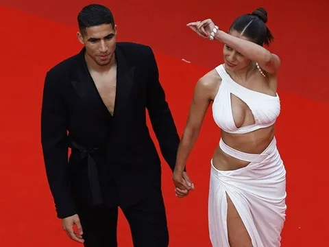 Vợ cũ Hakimi nhận đòn đau sau khi ly hôn