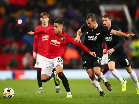 Fan Man Utd: "Cuối cùng chúng ta cũng có một người Brazil đích thực"