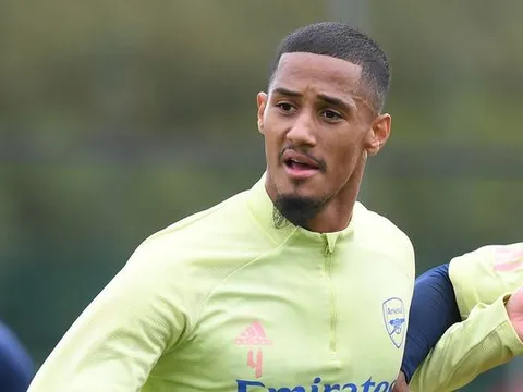 XONG! Arteta định đoạt tương lai của William Saliba