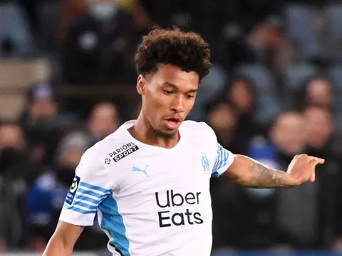 M.U tức tốc mở đàm phán chiêu mộ máy quét 25 triệu Ligue 1