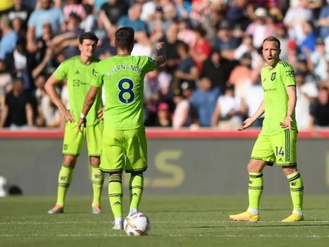 Eriksen đổ lỗi cho De Gea