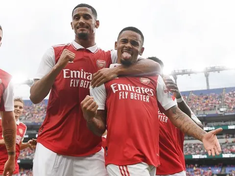 4 điều rút ra từ chuyến du đấu của Arsenal: Bùa hộ mệnh; Cạnh tranh khốc liệt