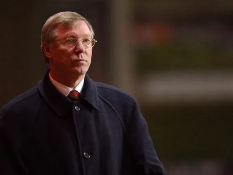 Ten Hag nên áp dụng lời khuyên Sir Alex đã dành cho Jaap Stam