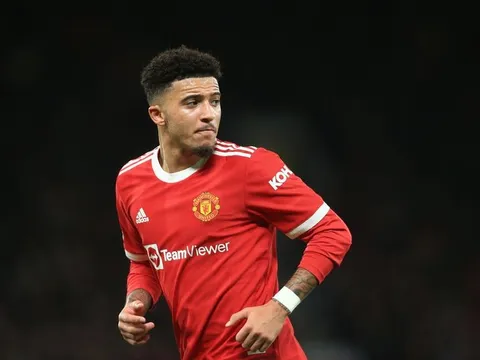 Paul Parker: 'Tôi không biết Sancho có ngồi xem phim khi M.U gặp Villa không'