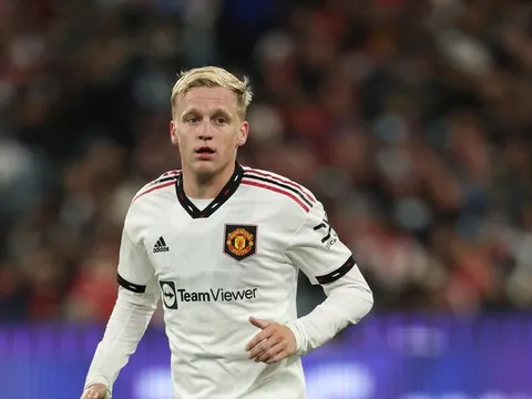 Van de Beek chưa vượt qua được bài test Ten Hag đặt ra