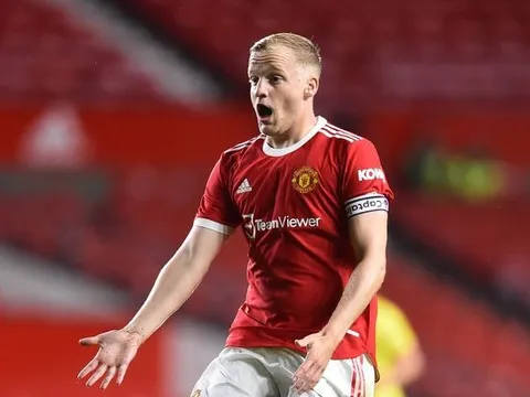 Solskjaer gửi thông điệp đến Donny van de Beek