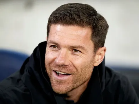 Xabi Alonso chuẩn bị cầm quân ở Champions League