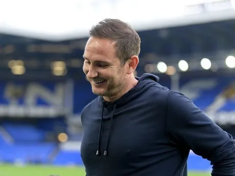 Lampard về phe Boehly