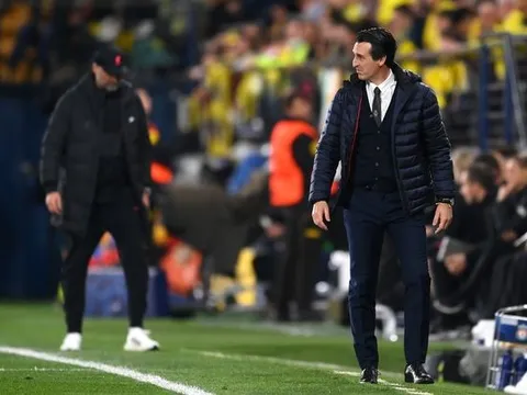 "Trọng tài thật tệ hại, luôn thổi có lợi cho Liverpool"