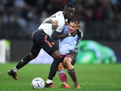 Đối tác bắt đầu đàm phám cho Eric Bailly