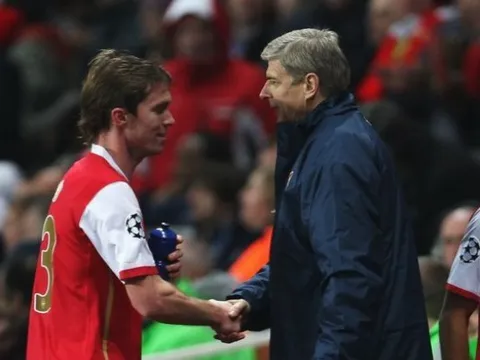 "Wenger tuyệt đối tin tưởng tôi, nhưng tôi quyết định rời Arsenal"