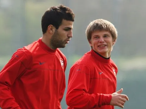 Cựu sao Arsenal: "Fabregas là đồng đội tốt nhất của tôi tại Pháo thủ"
