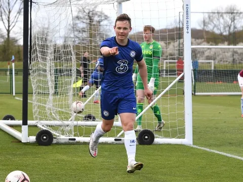 Chelsea coi như đón tân binh đầu tiên