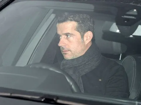 Hôm nay, người nối gót Emery và Pochettino sẽ lộ diện