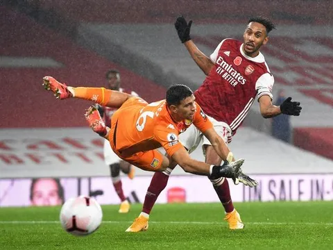 Giành 3 điểm, "nạn nhân của Arteta" tiếp tục xát muối vào tim fan Arsenal