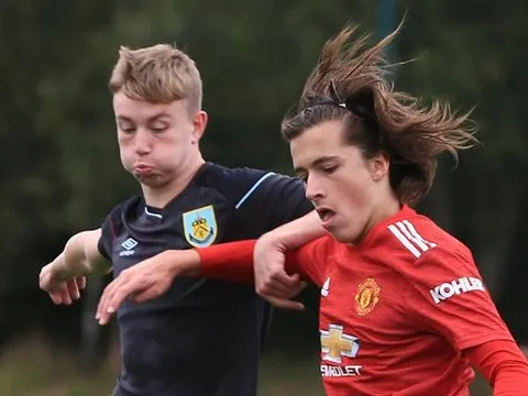 4 cầu thủ trẻ nên rời đi thay vì ở lại M.U hè này