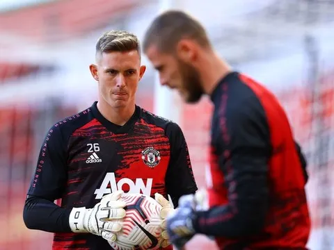 'M.U là đội bóng lớn nhất thế giới nhưng Henderson nên ra đi'