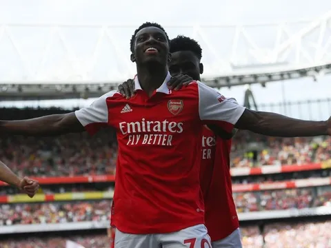 Arsenal đã có người thừa kế Thierry Henry