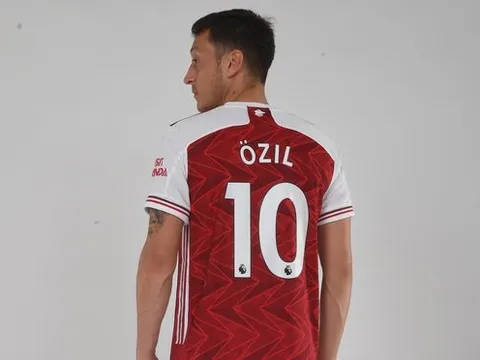 CHÍNH THỨC! Arsenal công bố số áo đội hình 2020/21, rõ số phận Ozil