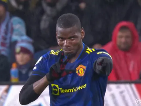 Không chỉ Pogba, M.U sắp mất trắng thêm 1 tiền vệ khác?