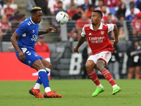 Gabriel Jesus tiết lộ lý do xô xát với đồng đội cũ