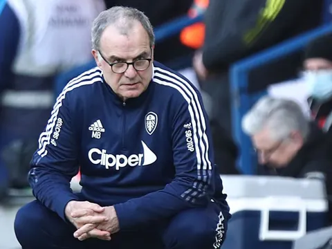 Rất nhanh chóng, HLV thứ 9 mất việc tại Premier League