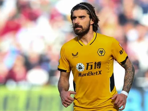 Đối tác khiến M.U, Arsenal ôm hận thương vụ 50 triệu