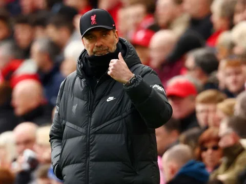 Vượt Mourinho, Klopp thiết lập kỷ lục khủng với Liverpool