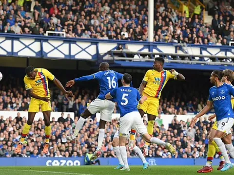 Xác nhận: Ten Hag chốt mua 2 ngôi sao sau Malacia, Eriksen và De Jong