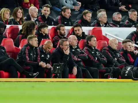 Rooney chuẩn bị ra mắt bến đỗ mới