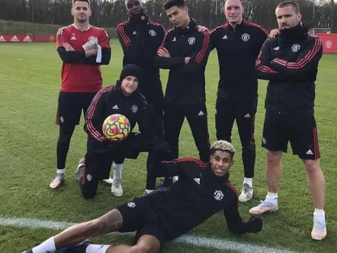 Villarreal ngả mũ trước Liverpool