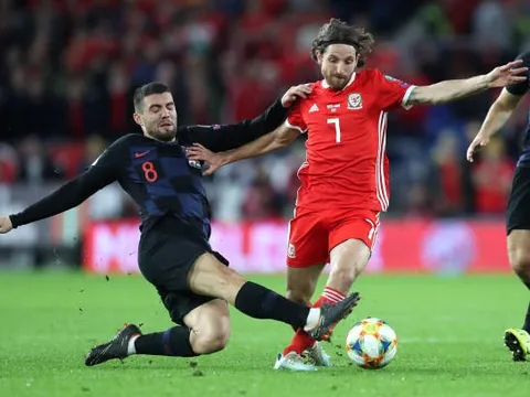 Cựu sao Liverpool dự đoán mối quan hệ Salah - Mane sau chung kết AFCON