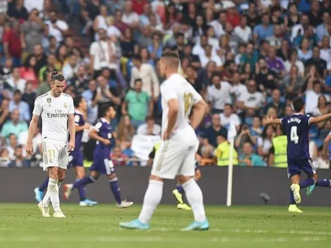 Những số 10 nổi tiếng của Arsenal: Bergkamp và kẻ phản bội ở M.U