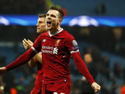 "Tiêu chuẩn cho các hậu vệ cánh do 2 cầu thủ đó tạo ra"