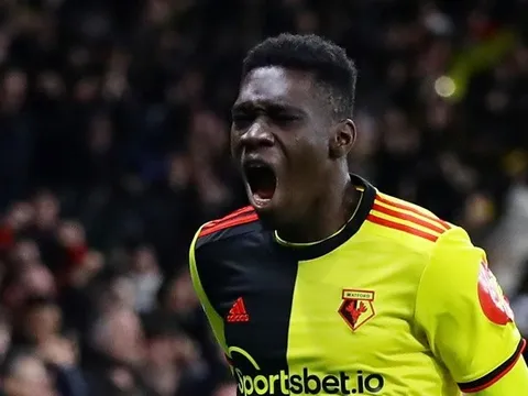"Zidane để cậu ấy đá chính trước Man City, điều đó nói lên nhiều điều"
