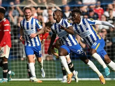 Man Utd phải sao chép chiến thuật của Liverpool và M.C nếu muốn thành công