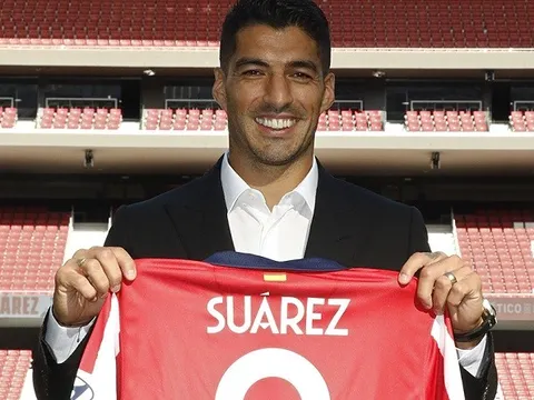 Vừa rời Barca, Luis Suarez đã cạnh tranh vinh dự to lớn với Ansu Fati