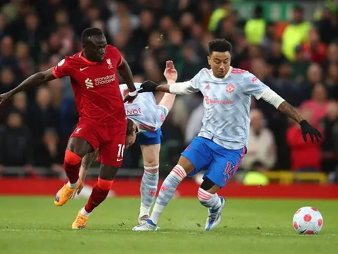 Lingard xin lỗi cổ động viên Man Utd