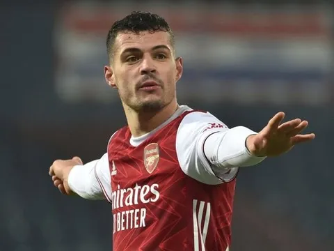 Lộ chi tiết hợp đồng giữa Granit Xhaka và AS Roma