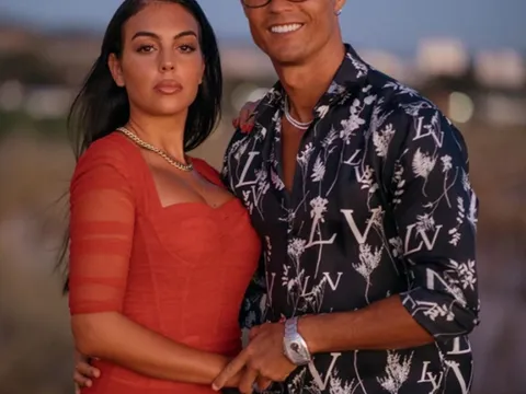 Tân binh xác nhận gia nhập Man Utd