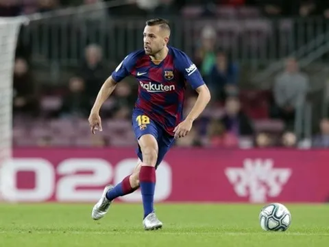 Arsenal ra giá bán bản hợp đồng thất bại
