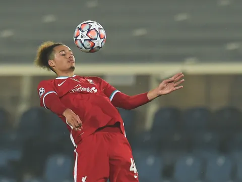 Tỏa sáng ở trận cầu lớn, "Van Dijk tương lai" nhắn nhủ Klopp 1 điều