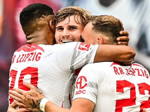 Cựu tiền đạo Chelsea chỉ mất 36 phút để "mở tài khoản"