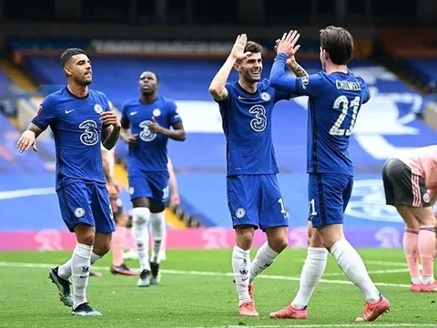 Liverpool mất trắng 1 quả penalty trước Arsenal?