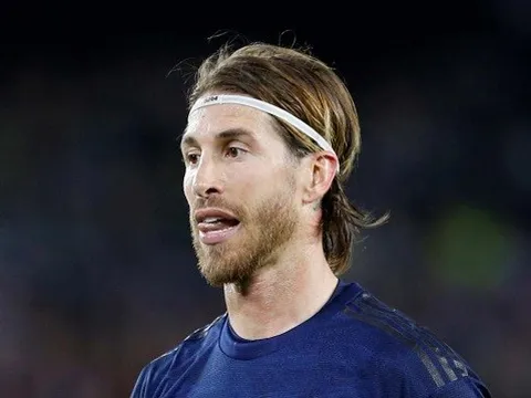 "Sơ đồ đó chỉ dùng khi đấu cúp, không mang danh hiệu EPL về cho Arsenal"