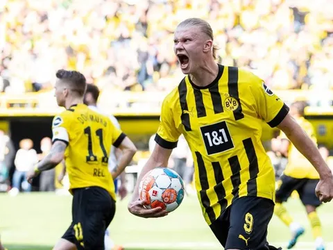 Ký 7 tân binh, Dortmund chưa muốn dừng lại